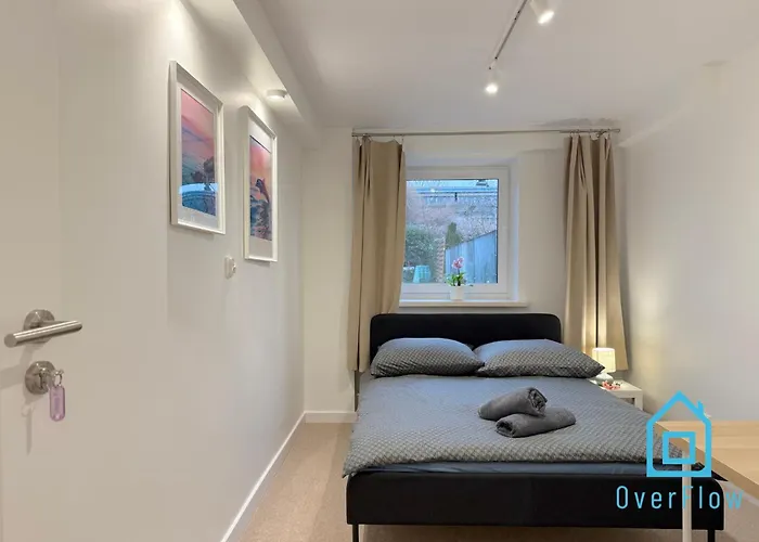 Coral Room - 1 Km To Baltic Sea & 15 Minutes To Gdansk Old Town